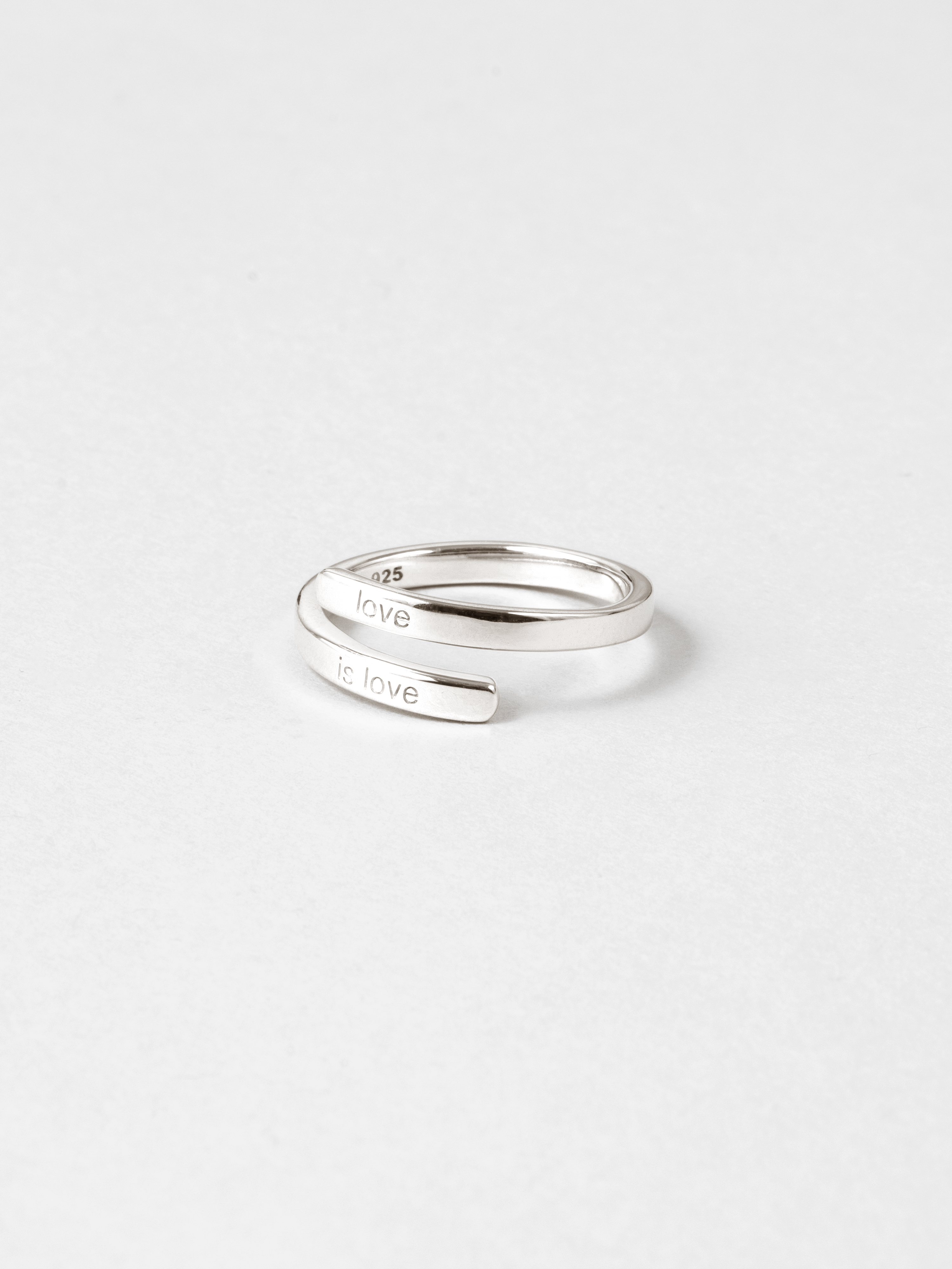 LOVE Ring