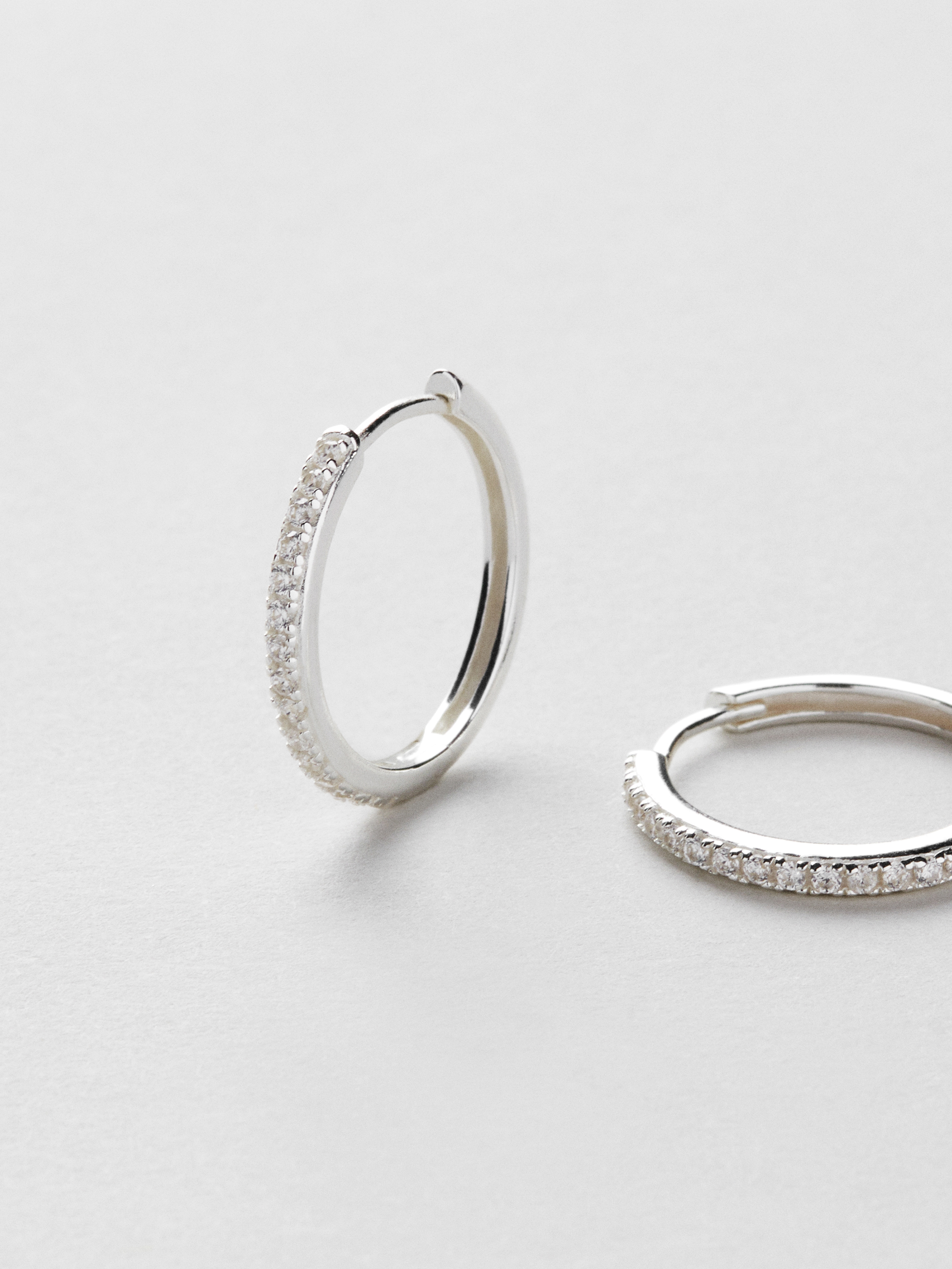 Lou Hoops (M) bild 4