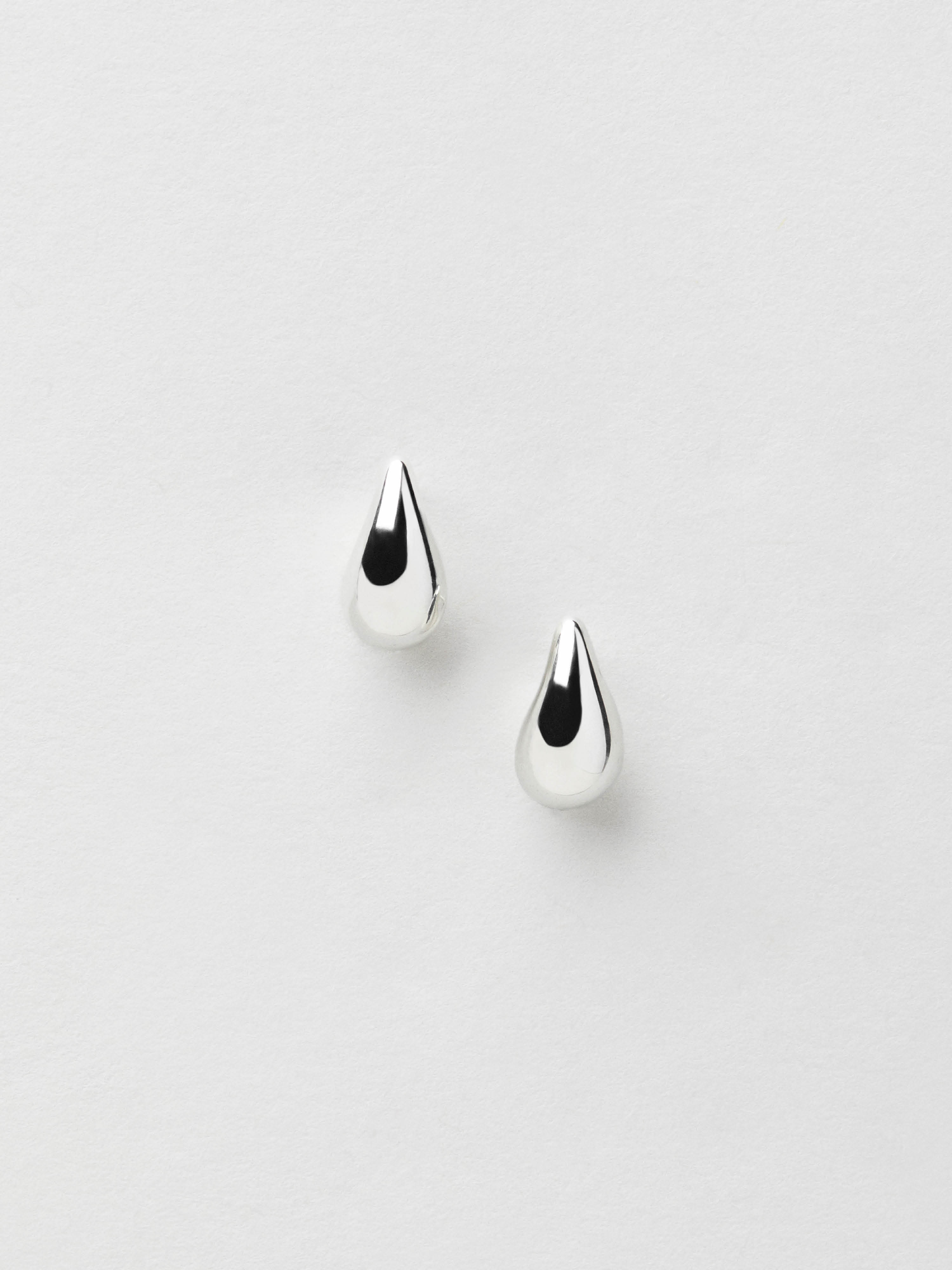 CELINE｜ (TRIOMPHE DE LYS EARRING IN STERLING SILVER (46 CELINE Silver Made In Italy Sterling Silver Triomphe De Lys