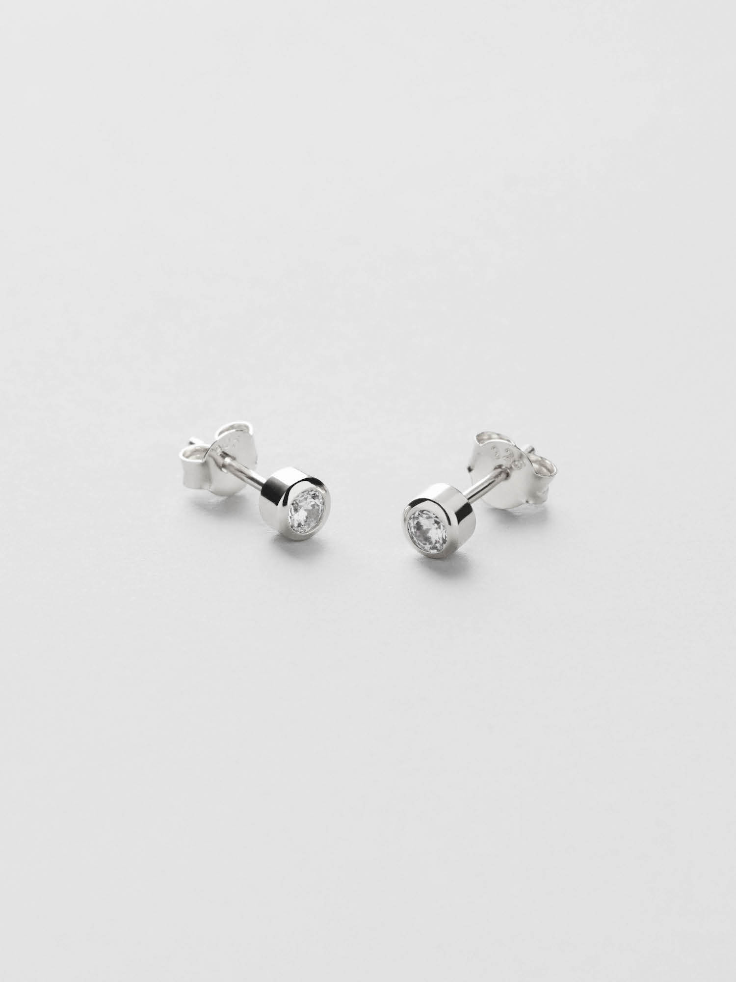 Clara Bezel Studs bild 3