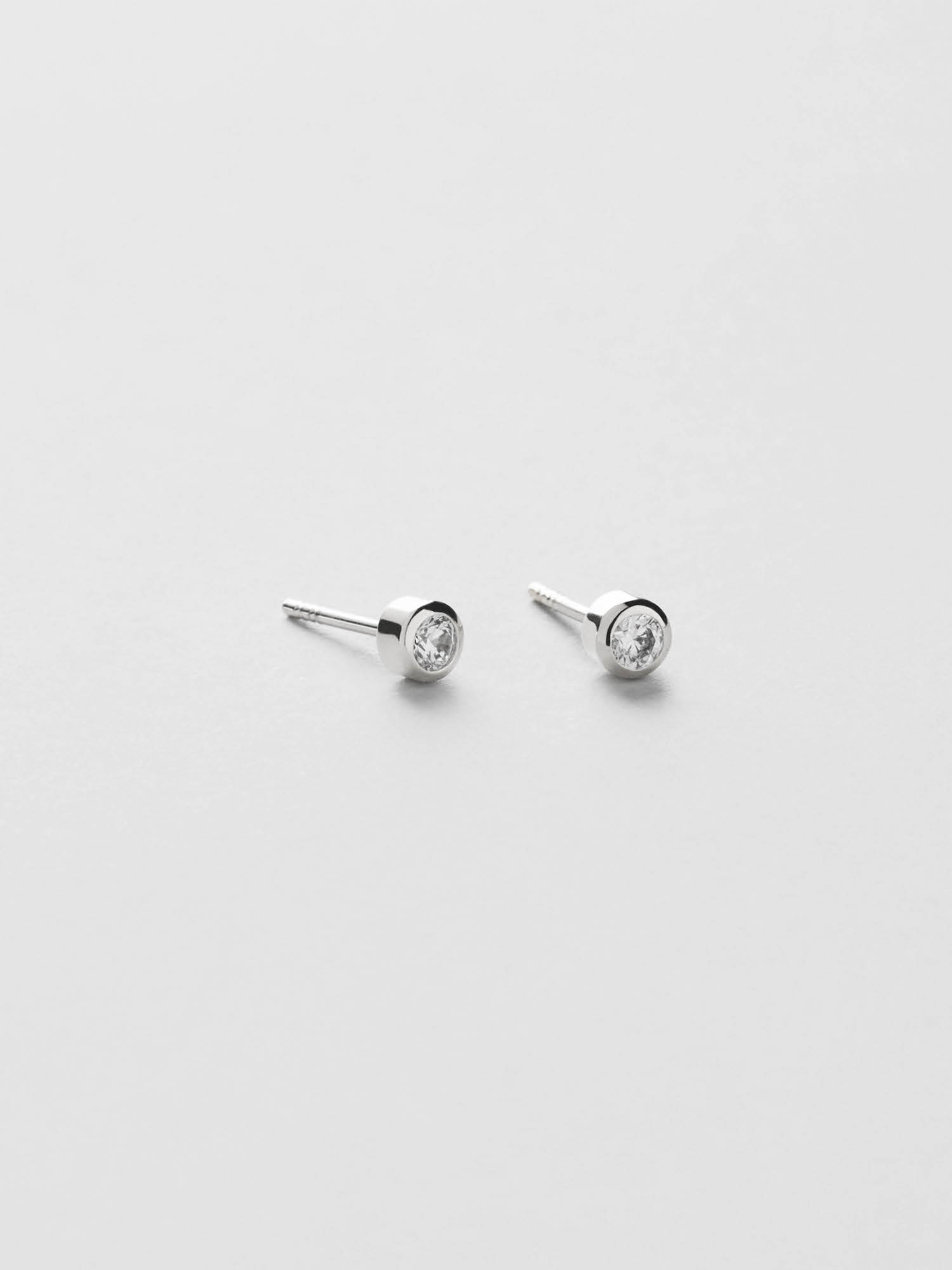 Clara Bezel Studs bild 2