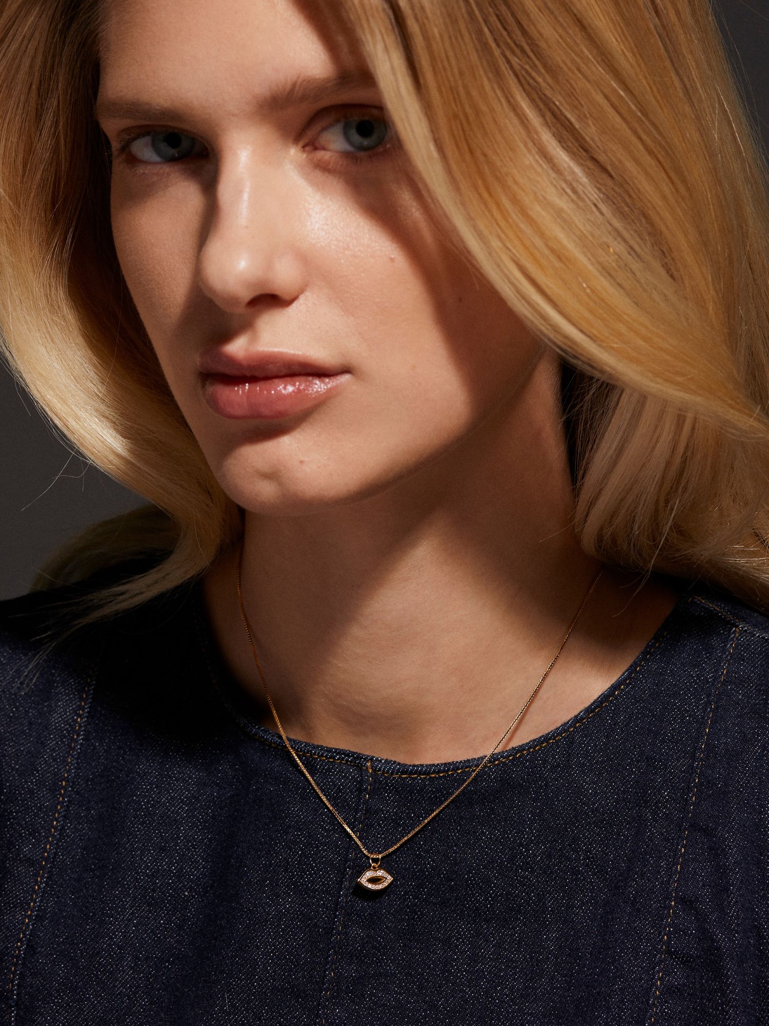 Petite Lip Halsband bild 4