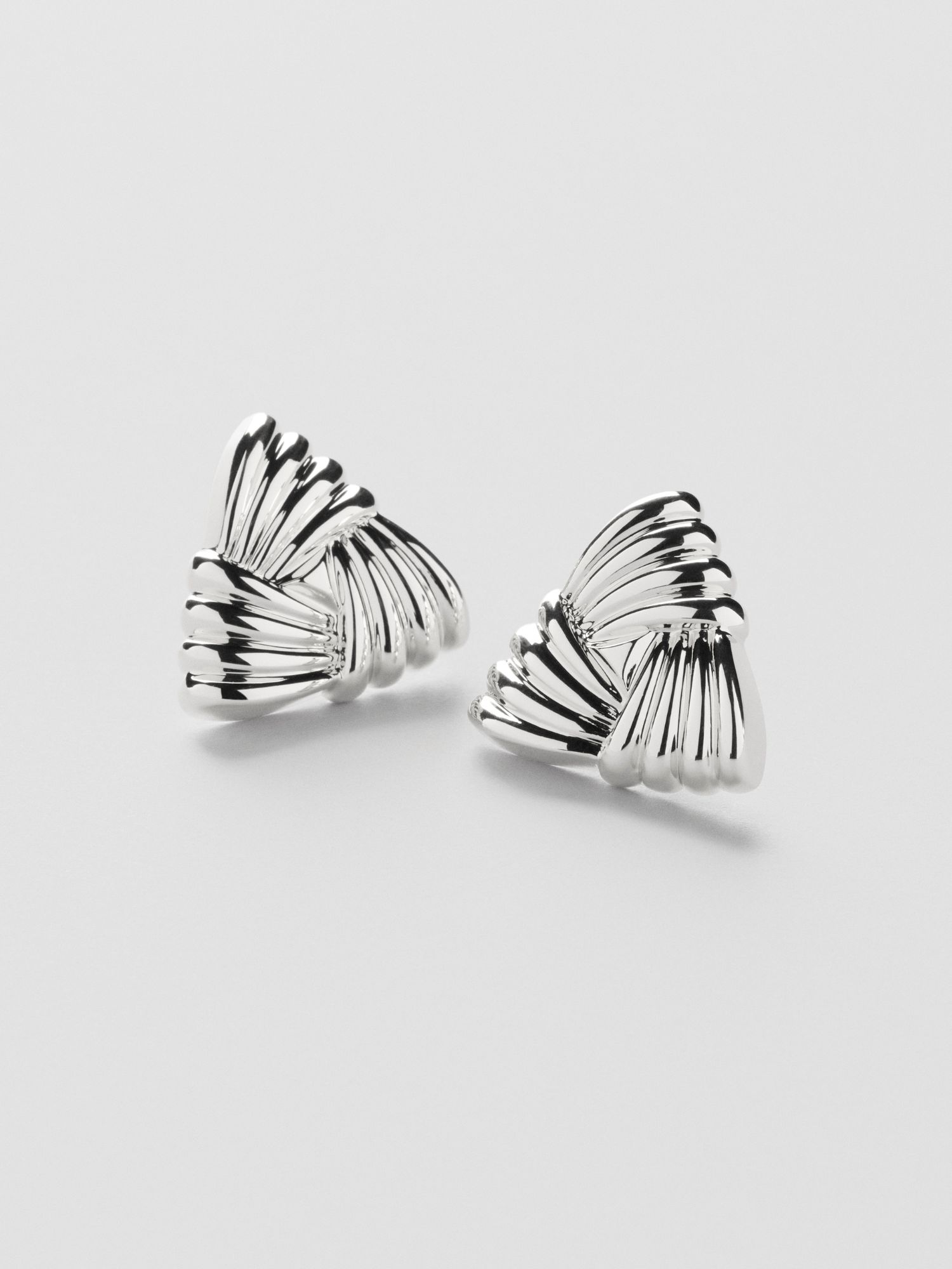 Triangle Studs bild 2