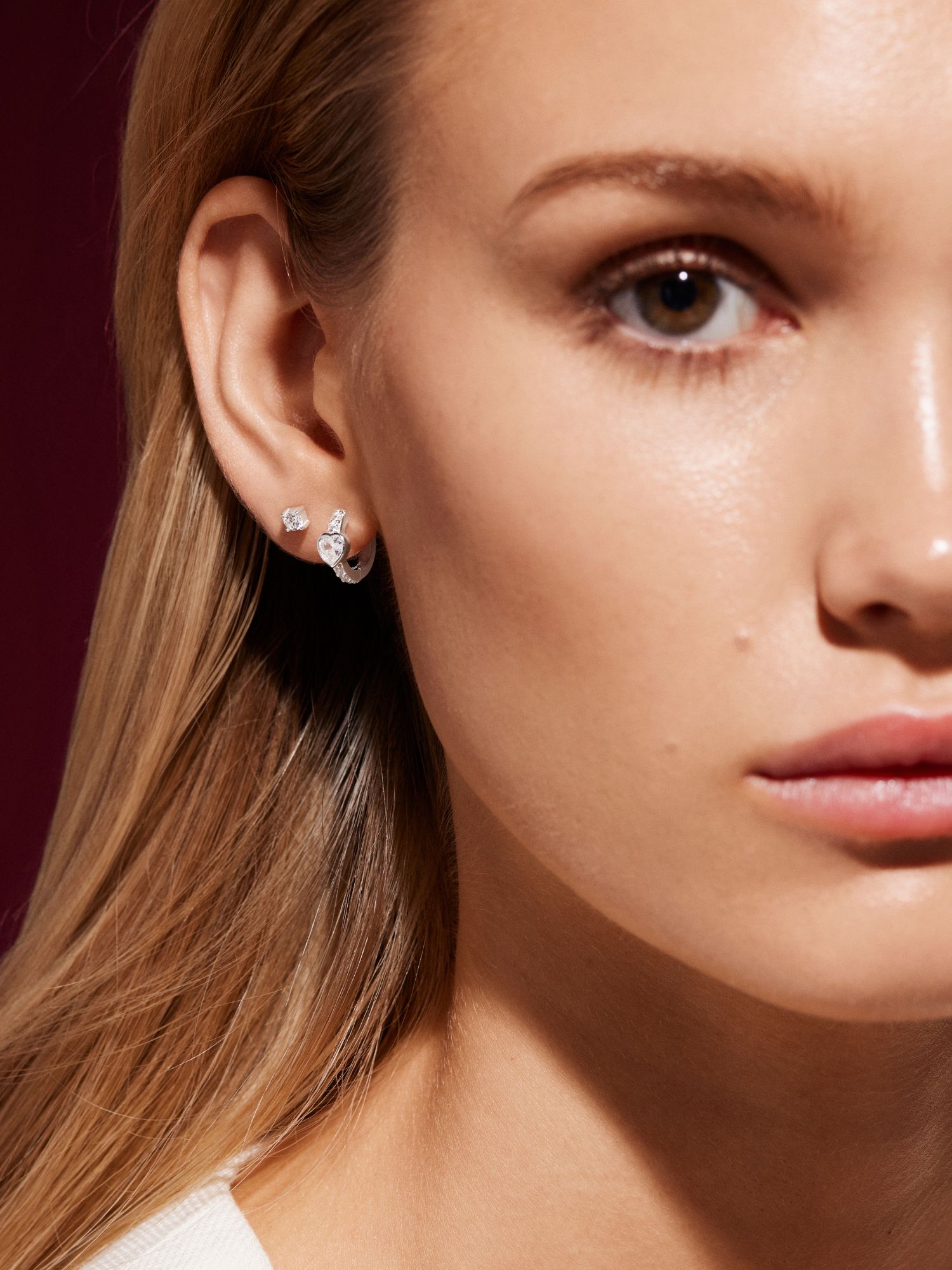 Bezel Heart Huggie Hoops bild 5