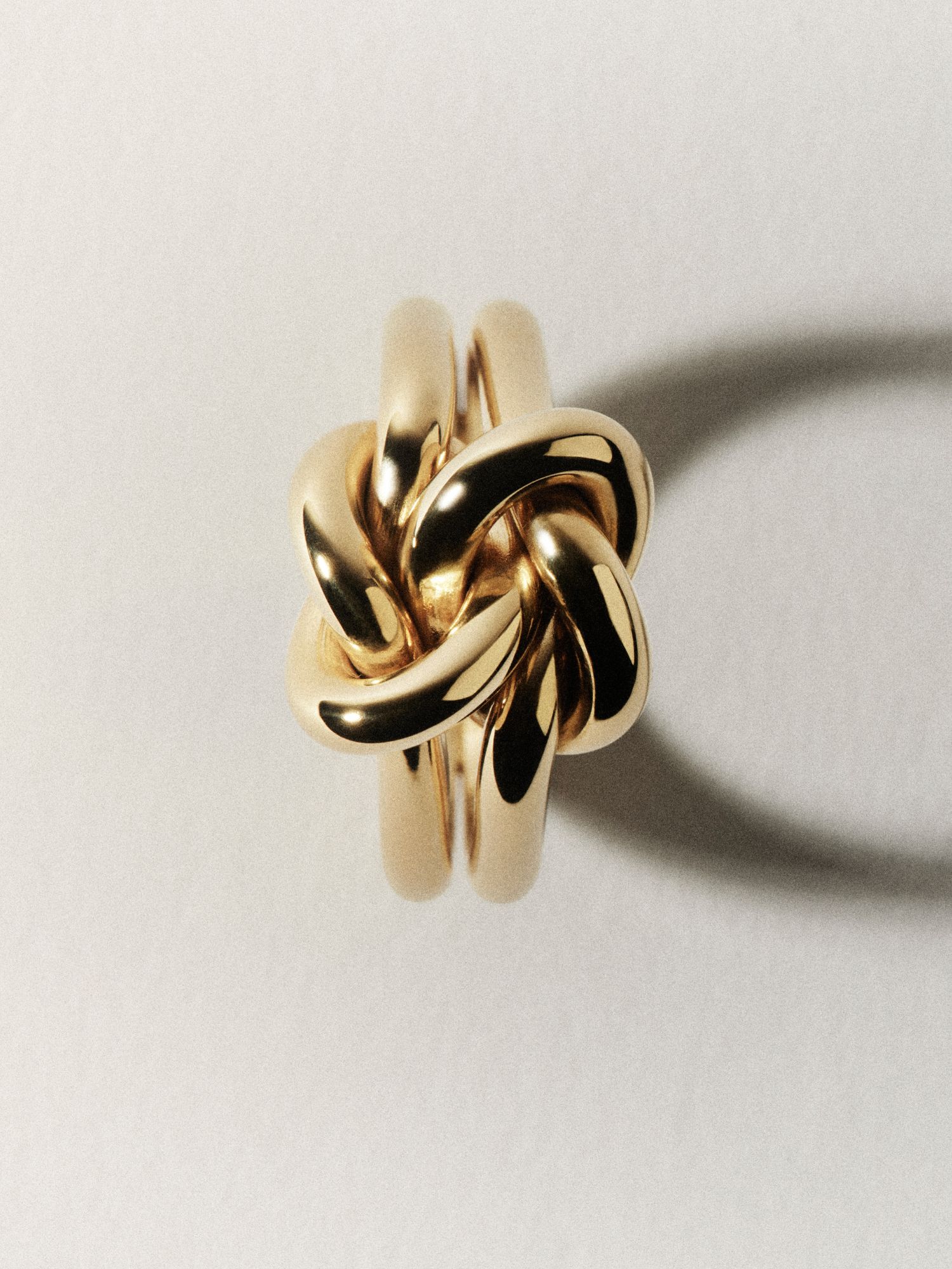 chieko+ knot ring ゴールド Gold with Diamond Knot Ring~2.5mm by Oliver Schmidt | _18K
