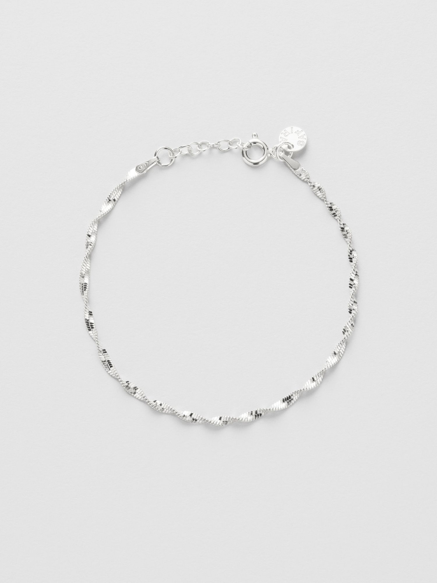 Twisted Herringbone Armband