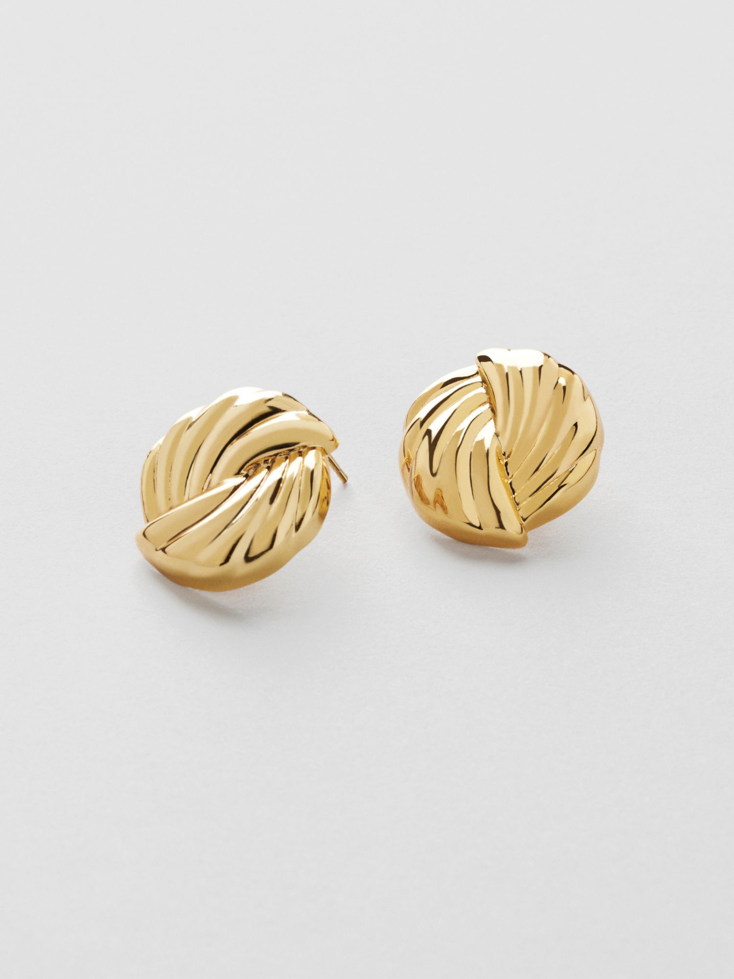 Aime Studs bild 3