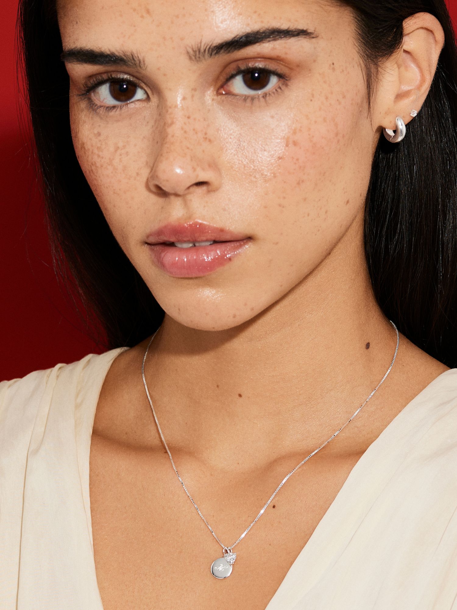 Adore Charm Halsband Gravyr bild 2