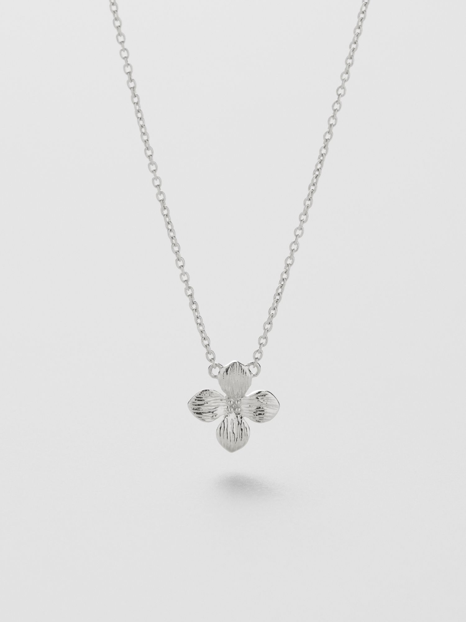 Petunia Flower Halsband