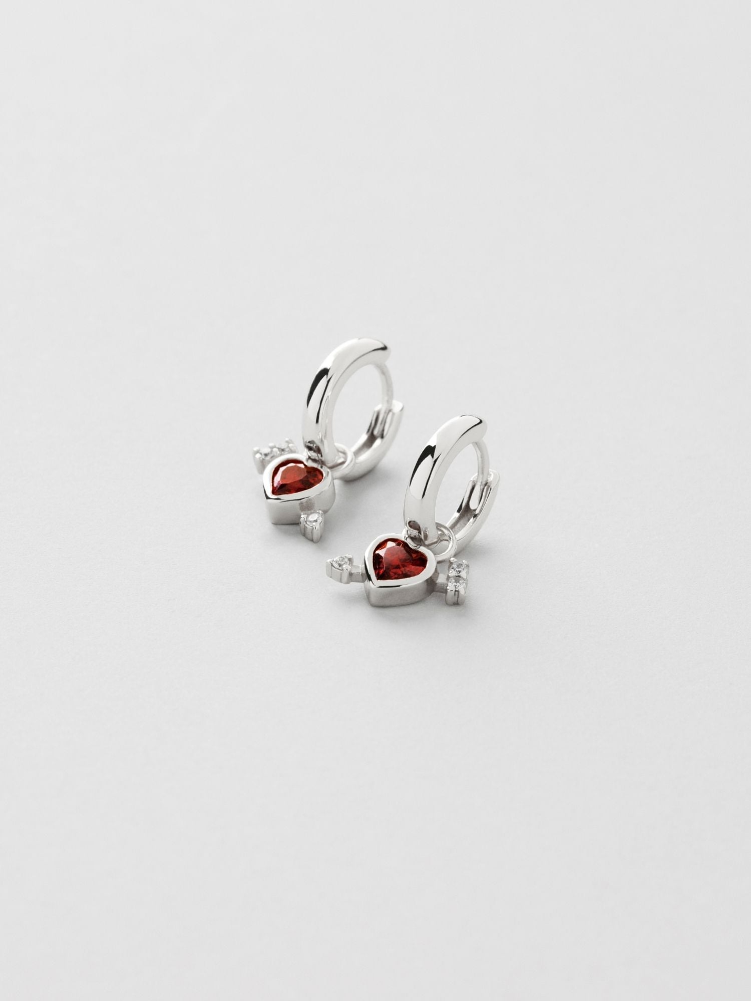 Red Heart Arrow Hoops bild 3