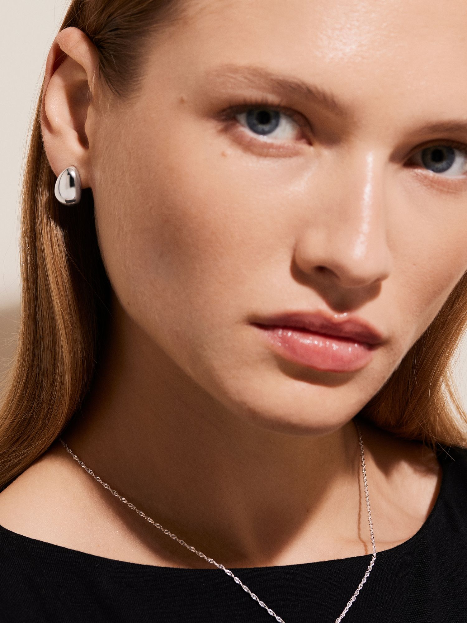 Zoe Studs bild 2