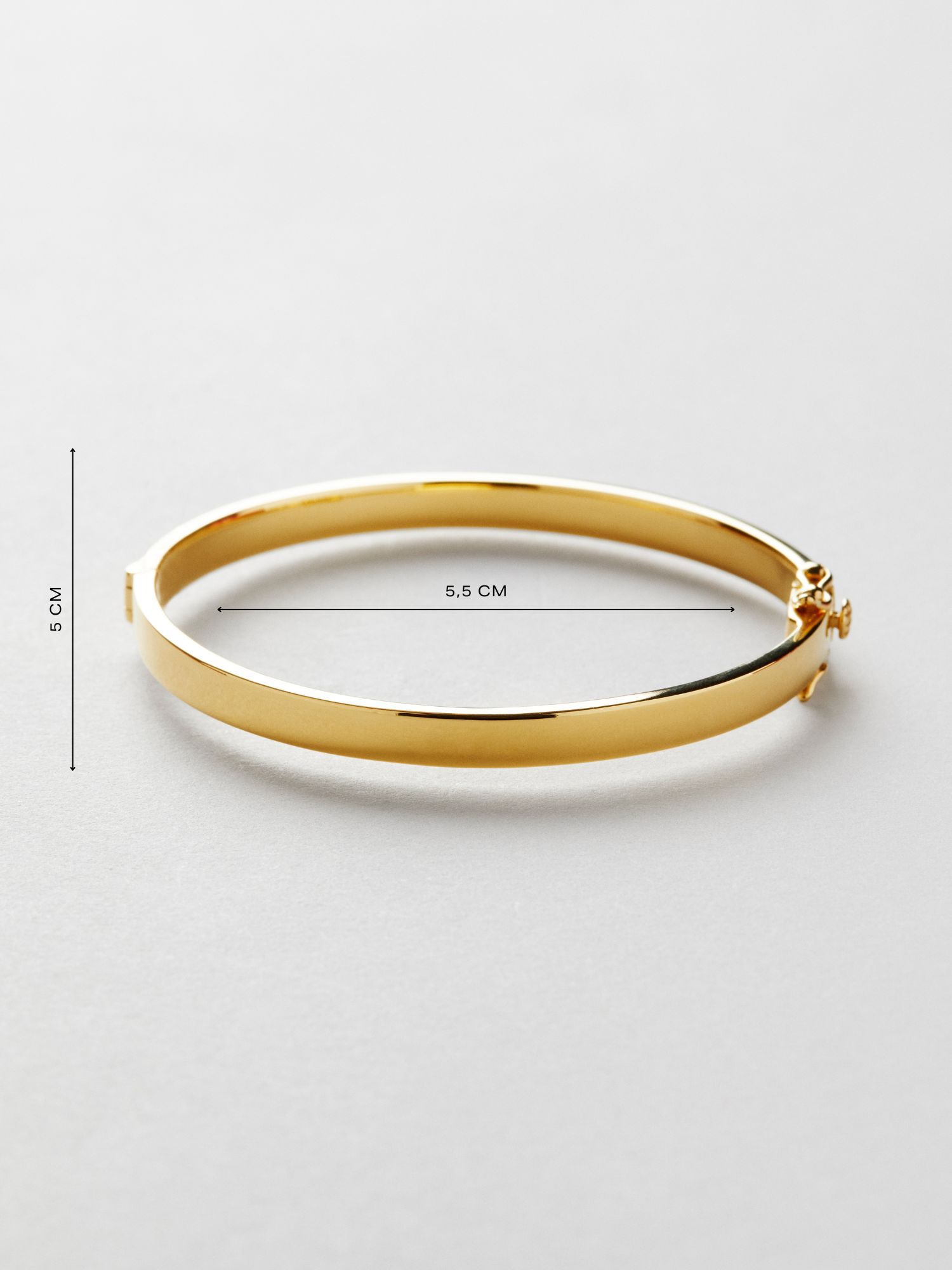 Chloé Engraving Bangle Bracelet