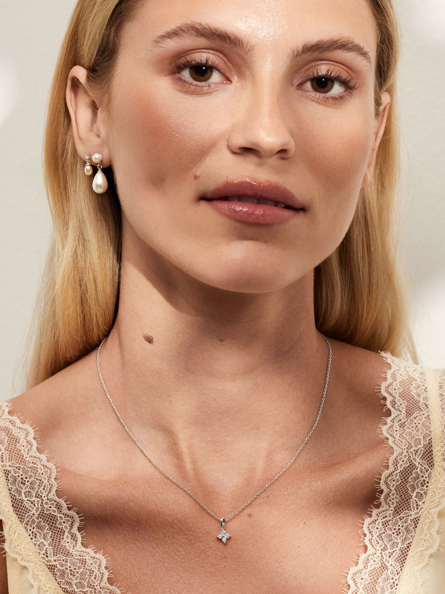 Lily Halsband bild 2