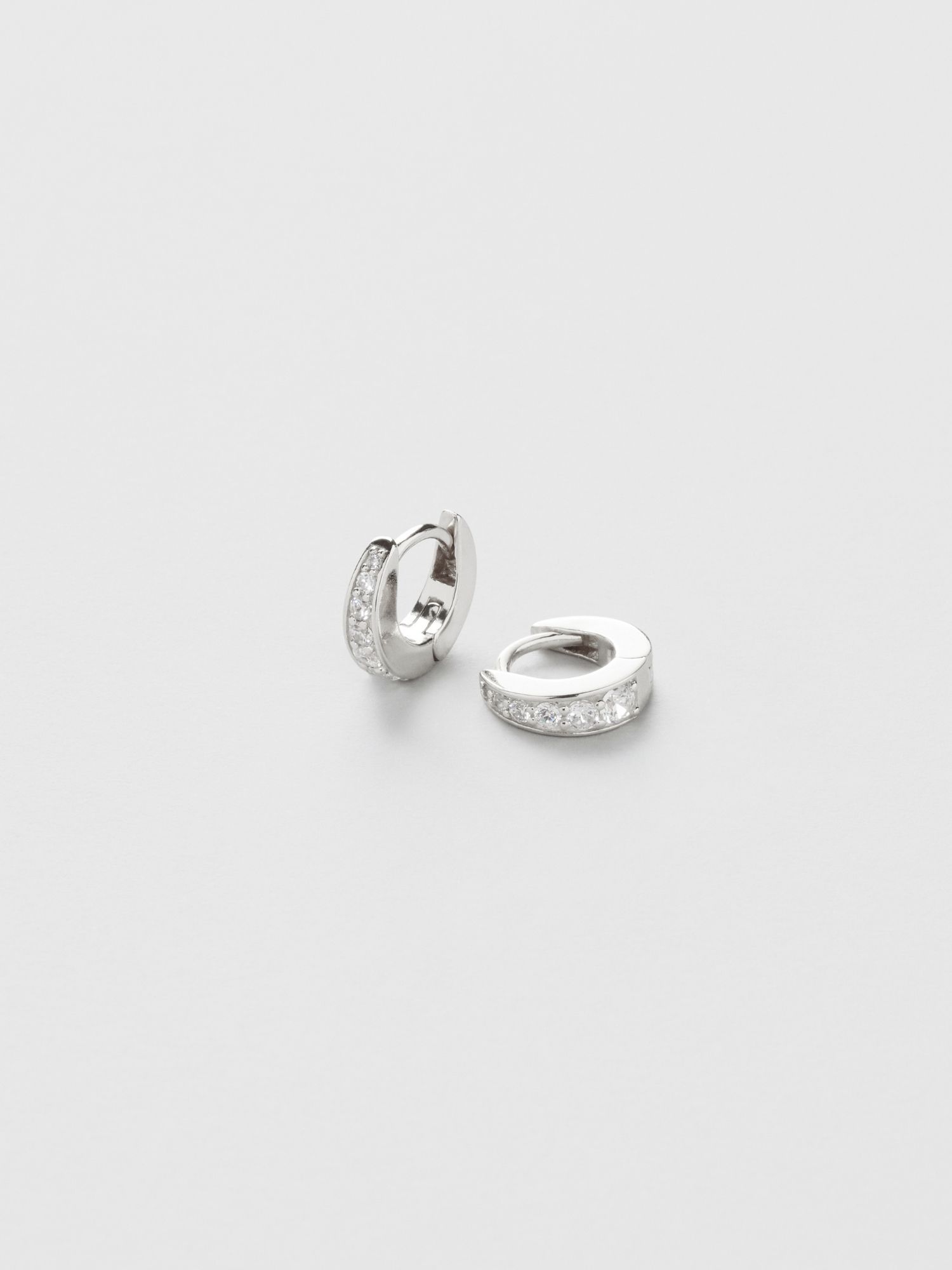 Elora Huggie Hoops bild 3