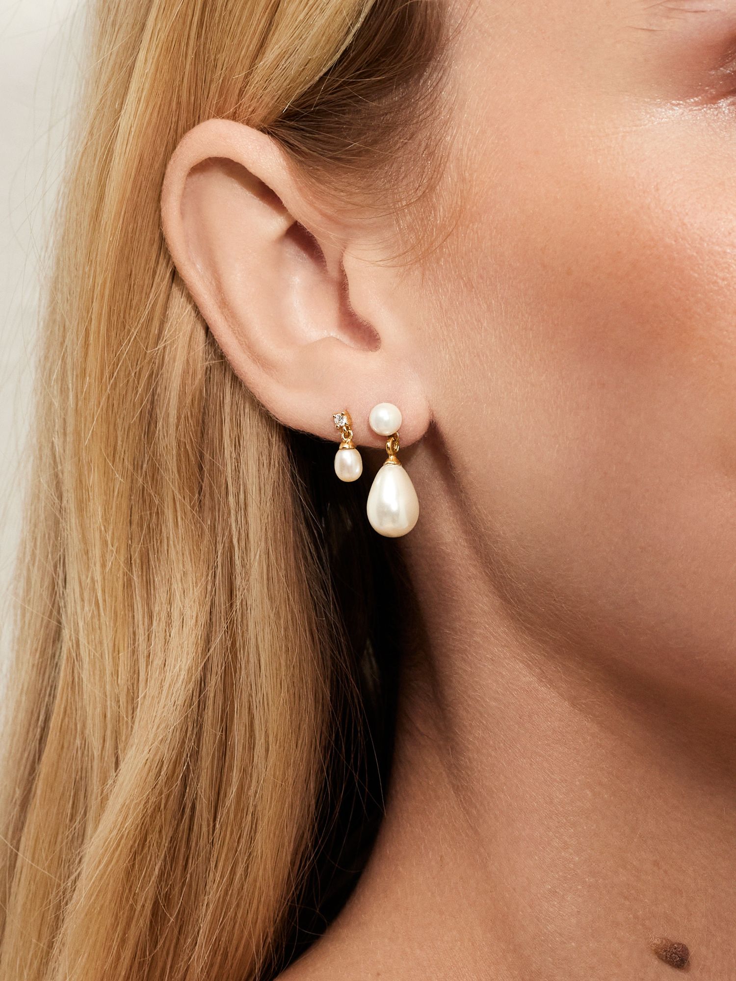Aurora Pearl Studs
bild 5