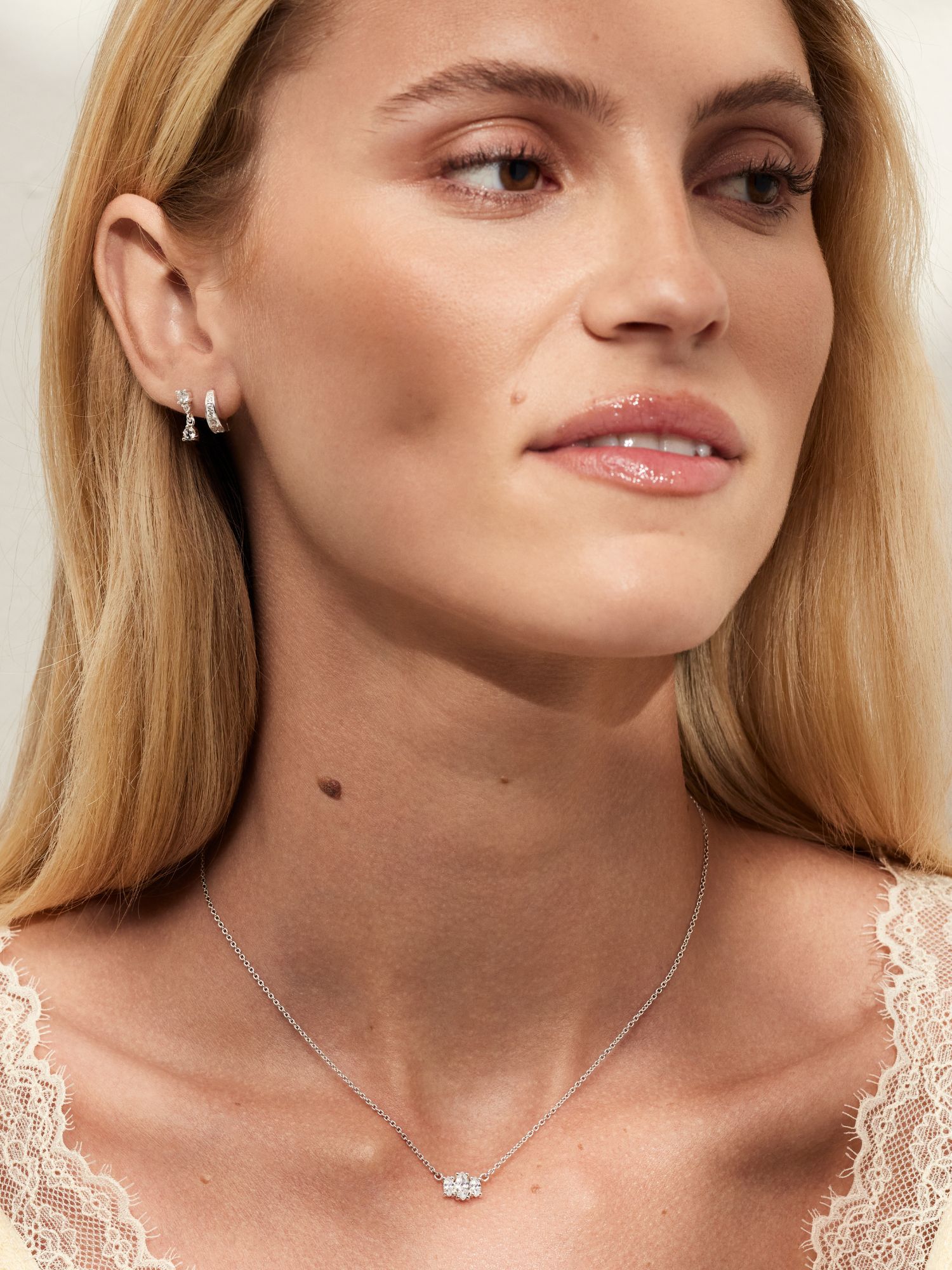 Stella Halsband bild 2