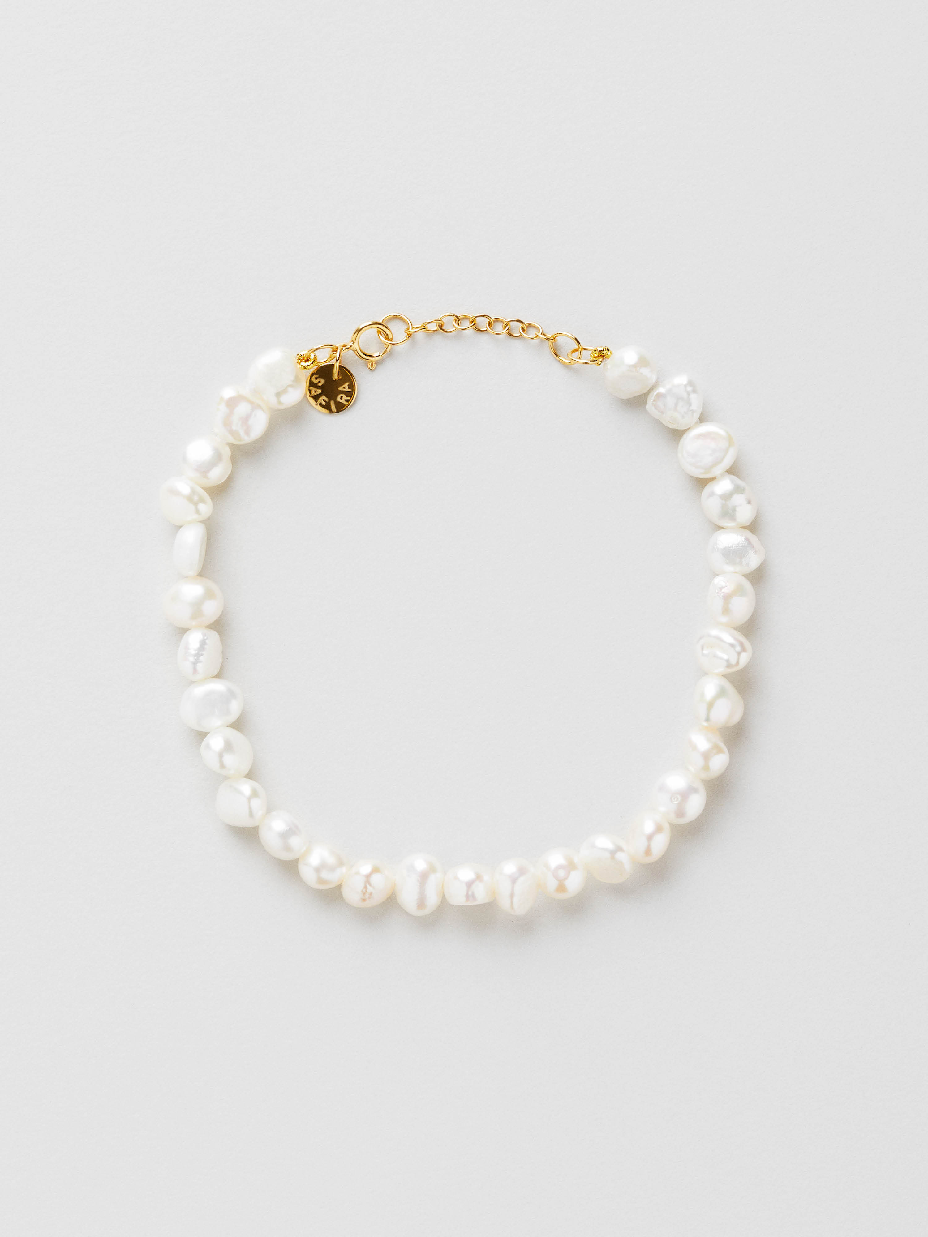 Amour Pearl Armb nd amour-pearl-armb-nd